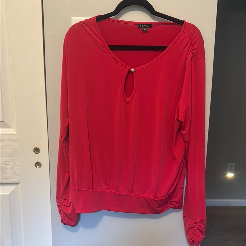 VENUS Red Blouse with Keyhole Detail